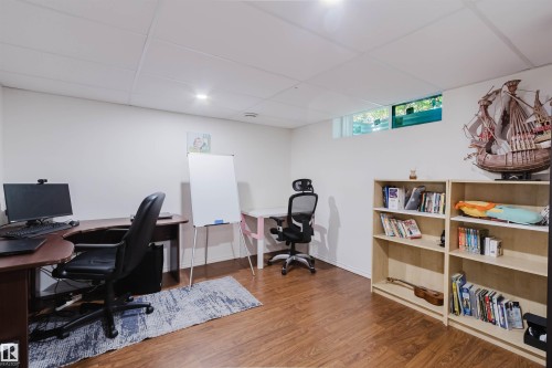 Office - 342 O'Connor Close Nw, Edmonton, AB - Indoor Photo Showing Office