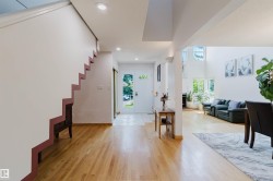 Entrance foyer - 