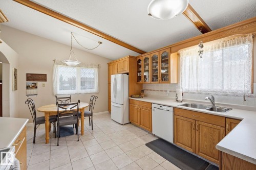 15204 75A Street Nw, Edmonton, AB - Indoor Photo Showing Kitchen With Double Sink