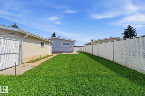 15204 75A Street Nw, Edmonton, AB - Outdoor