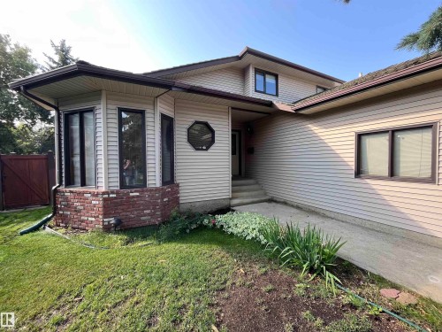 507 Burton Close Nw, Edmonton, AB - Outdoor