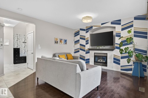 22068 95 Avenue Nw, Edmonton, AB - Indoor With Fireplace