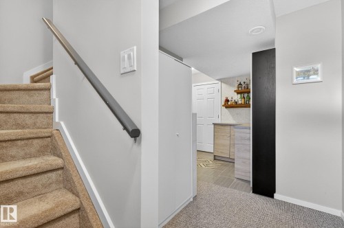 22068 95 Avenue Nw, Edmonton, AB - Indoor Photo Showing Other Room