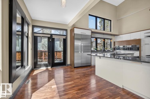 11908 41A Avenue Nw, Edmonton, AB - Indoor Photo Showing Kitchen