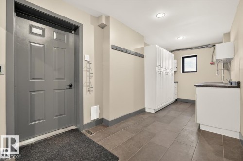 11908 41A Avenue Nw, Edmonton, AB - Indoor Photo Showing Other Room