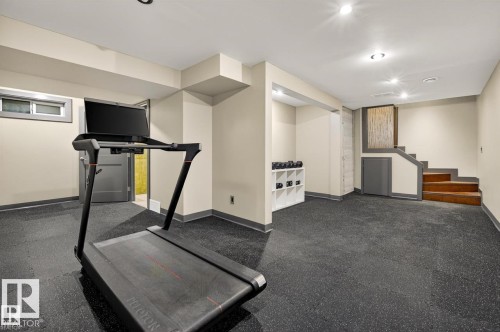 11908 41A Avenue Nw, Edmonton, AB - Indoor Photo Showing Gym Room