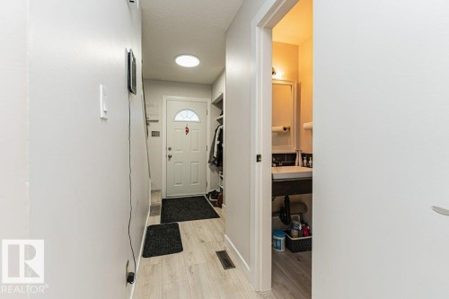 10B Callingwood Court Nw, Edmonton, AB - Indoor Photo Showing Other Room