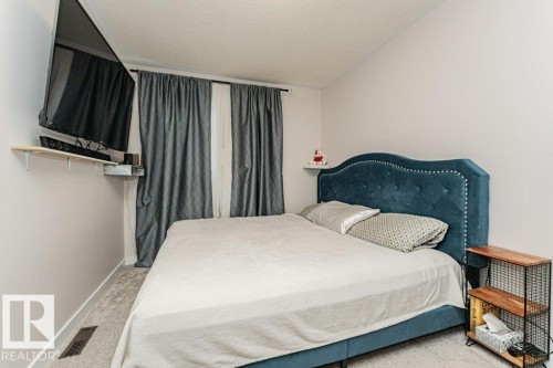 10B Callingwood Court Nw, Edmonton, AB - Indoor Photo Showing Bedroom