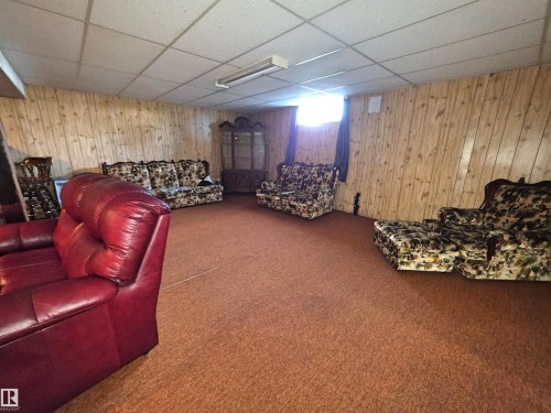 5201 54 Street, Elk Point, AB - Indoor Photo Showing Basement