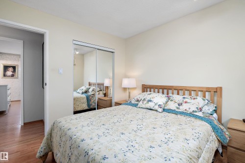10972 35 Avenue Nw, Edmonton, AB - Indoor Photo Showing Bedroom