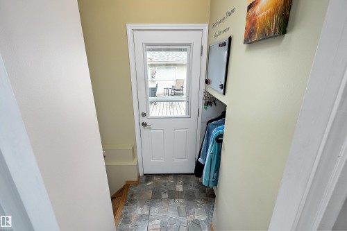 10972 35 Avenue Nw, Edmonton, AB - Indoor Photo Showing Laundry Room