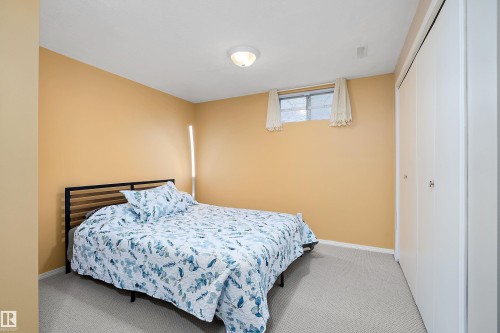 10972 35 Avenue Nw, Edmonton, AB - Indoor Photo Showing Bedroom