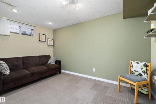 10972 35 Avenue Nw, Edmonton, AB - Indoor
