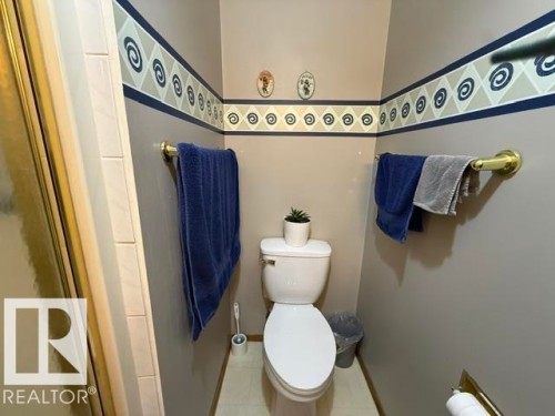 212 West Liberty Crescent, Millet, AB - Indoor Photo Showing Bathroom