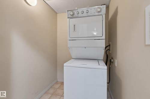 #104 13907 136 St Nw, Edmonton, AB - Indoor Photo Showing Laundry Room