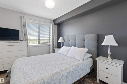 #411B 6 Spruce Ridge Dr, Spruce Grove, AB - Indoor Photo Showing Bedroom