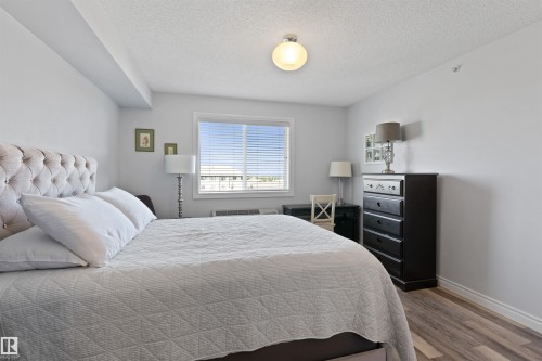 #411B 6 Spruce Ridge Dr, Spruce Grove, AB - Indoor Photo Showing Bedroom