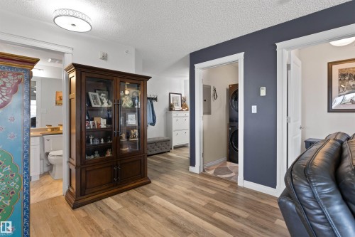 #411B 6 Spruce Ridge Dr, Spruce Grove, AB - Indoor Photo Showing Other Room