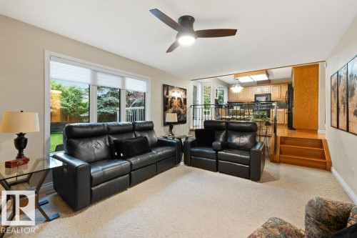 15 Lucien Drive, St. Albert, AB - Indoor Photo Showing Living Room