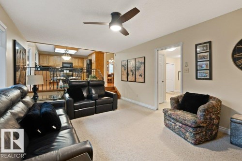 15 Lucien Drive, St. Albert, AB - Indoor Photo Showing Living Room