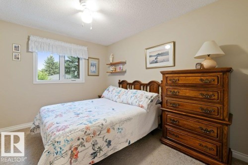 15 Lucien Drive, St. Albert, AB - Indoor Photo Showing Bedroom