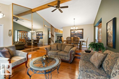 15 Lucien Drive, St. Albert, AB - Indoor Photo Showing Living Room