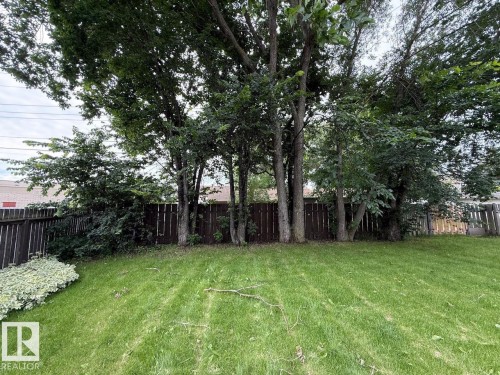 7607 83 Avenue Nw, Edmonton, AB - Outdoor
