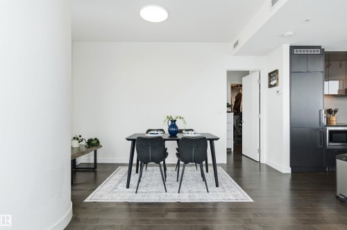 #2603 10360 102 St Nw, Edmonton, AB - Indoor