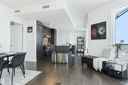 #2603 10360 102 St Nw, Edmonton, AB - Indoor