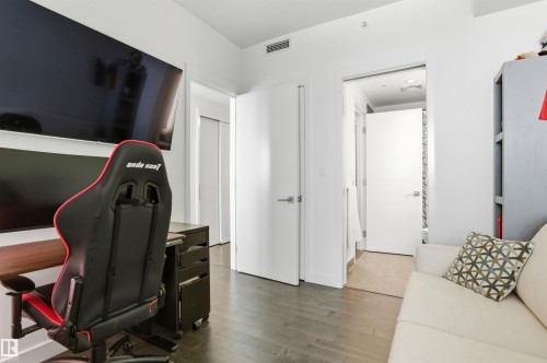 #2603 10360 102 St Nw, Edmonton, AB - Indoor
