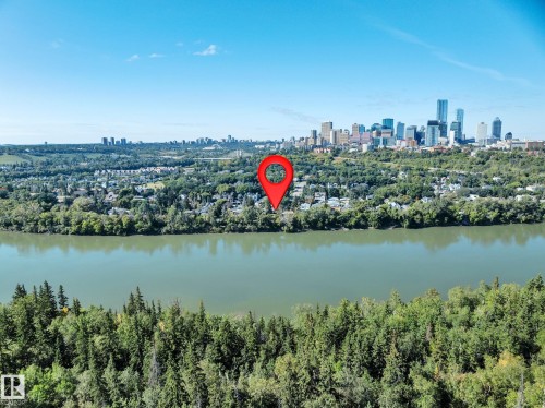 10148 87 Street Nw, Edmonton, AB 