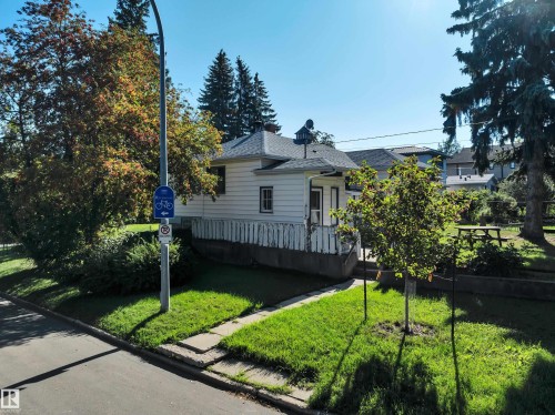 10148 87 Street Nw, Edmonton, AB 