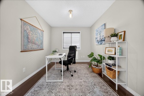 18069 89 Street Nw, Edmonton, AB - Indoor Photo Showing Office