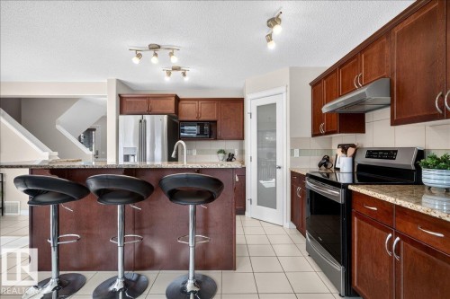 18069 89 Street Nw, Edmonton, AB - Indoor Photo Showing Kitchen With Upgraded Kitchen