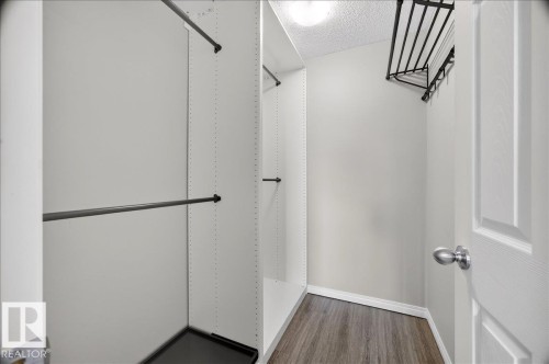 18069 89 Street Nw, Edmonton, AB - Indoor Photo Showing Other Room