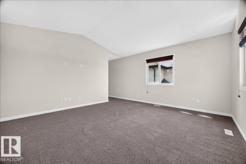 18069 89 Street Nw, Edmonton, AB - Indoor Photo Showing Other Room