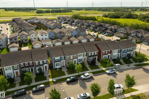 2617 Maple Way Nw, Edmonton, AB - Outdoor With View