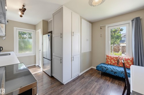 11502 127 Street Nw, Edmonton, AB - Indoor