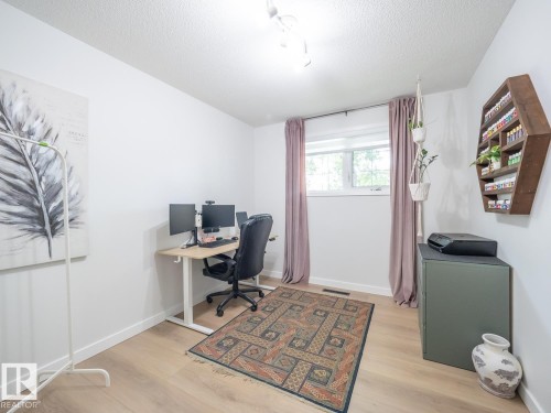 37 Springfield Crescent, St. Albert, AB - Indoor Photo Showing Other Room