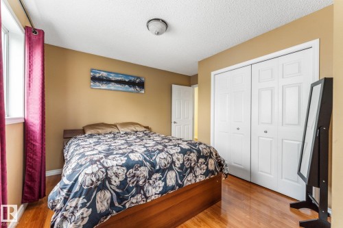 2nd bedroom. Great size! - 13148 151 Avenue Nw, Edmonton, AB - Indoor Photo Showing Bedroom
