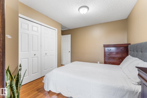 3rd bedroom, also a great size! - 13148 151 Avenue Nw, Edmonton, AB - Indoor Photo Showing Bedroom