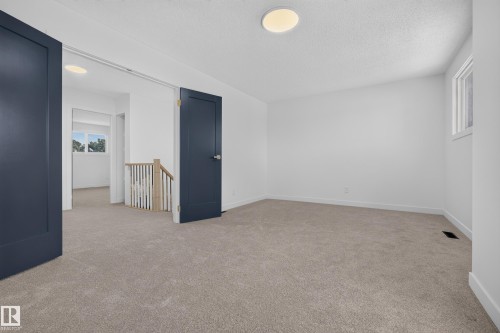 3320 130A Avenue Nw, Edmonton, AB - Indoor Photo Showing Other Room