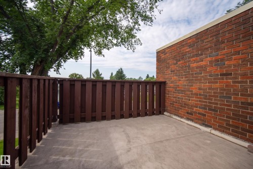 3320 130A Avenue Nw, Edmonton, AB - Outdoor