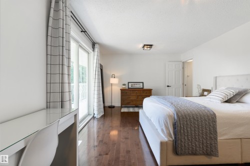 #22 54108 Rge Road 280, Rural Parkland County, AB - Indoor Photo Showing Bedroom