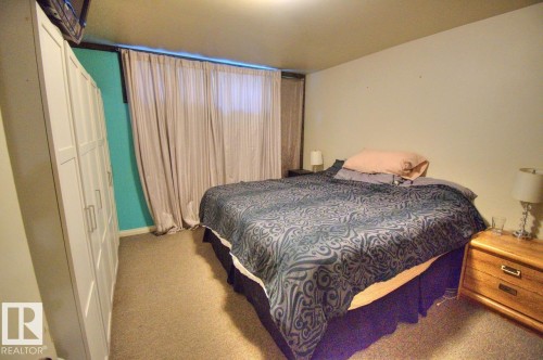 204 Mohr Avenue, Spruce Grove, AB - Indoor Photo Showing Bedroom