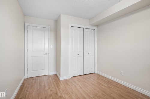 #408A 6 Spruce Ridge Dr, Spruce Grove, AB - Indoor Photo Showing Other Room