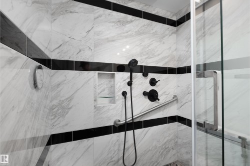 #408A 6 Spruce Ridge Dr, Spruce Grove, AB - Indoor Photo Showing Bathroom
