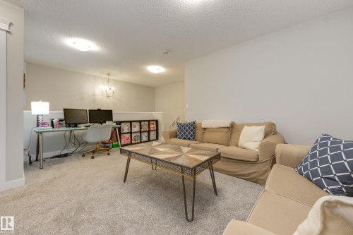 9932 223 Street Nw, Edmonton, AB - Indoor Photo Showing Living Room