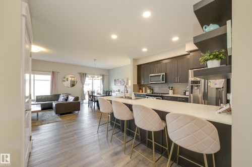 9932 223 Street Nw, Edmonton, AB - Indoor