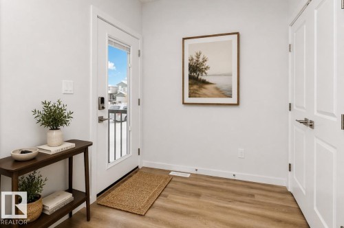 2903 64 Street Sw, Edmonton, AB - Indoor Photo Showing Other Room